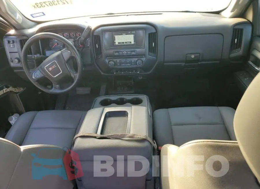 1GT41VEY2JF266998 Photo# 8