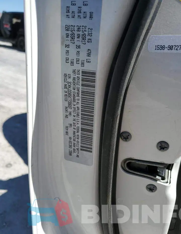 3C4NJDDB5KT739697 Photo# 13