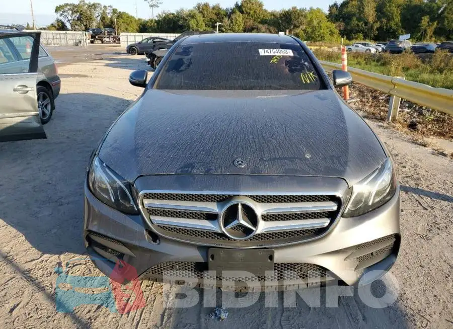 WDDZF4KB2HA229996 Photo# 5