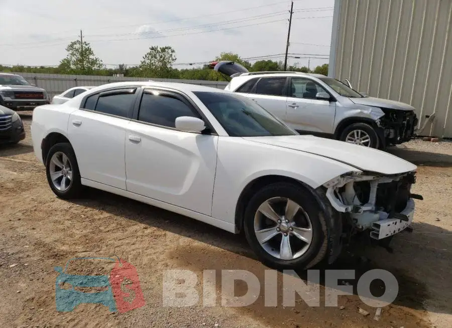 2C3CDXHG3FH734118 Photo# 4