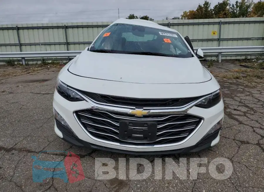 1G1ZD5ST1PF130918 Photo# 5