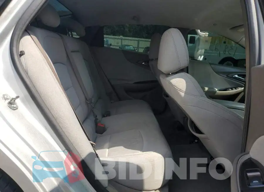 1G1ZD5ST3LF068867 Photo# 10