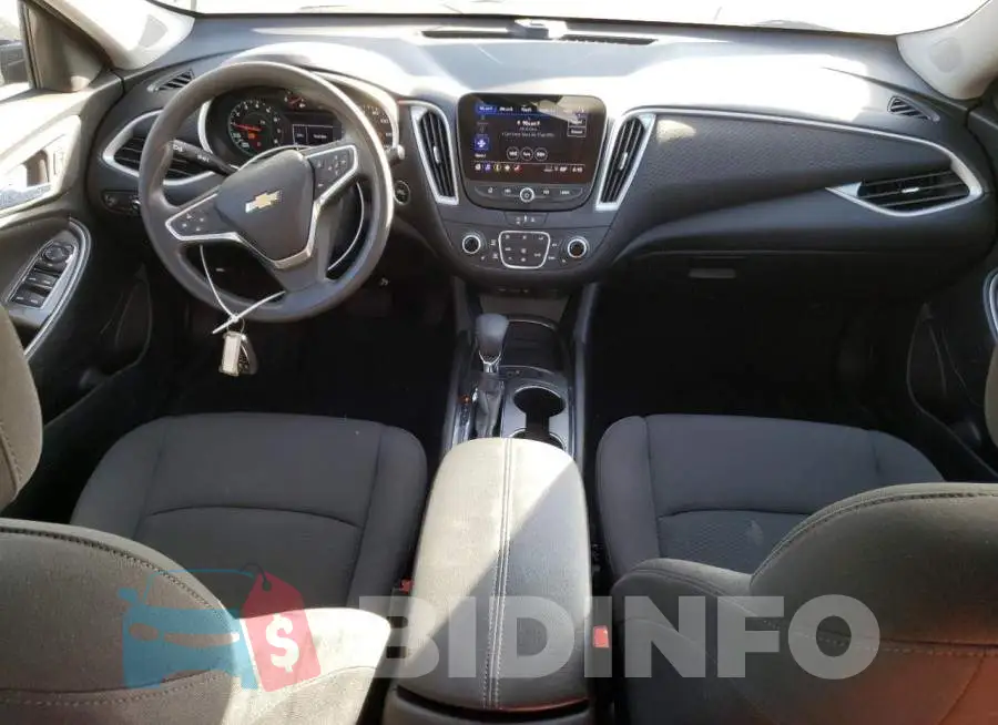 1G1ZD5ST8NF180244 Photo# 8