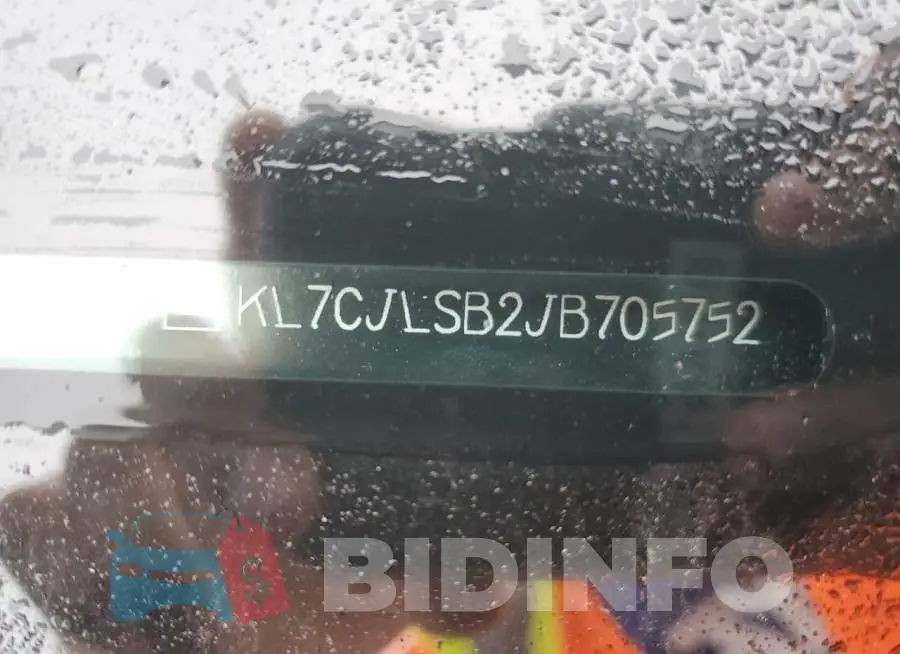 KL7CJLSB2JB705752 Photo# 13