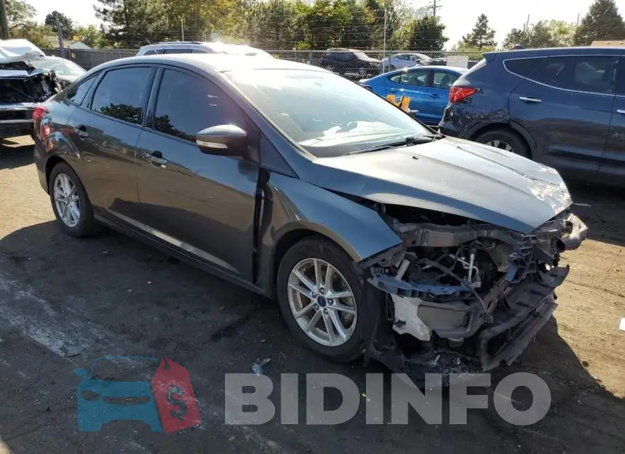 1FADP3F22GL405170 Photo# 4