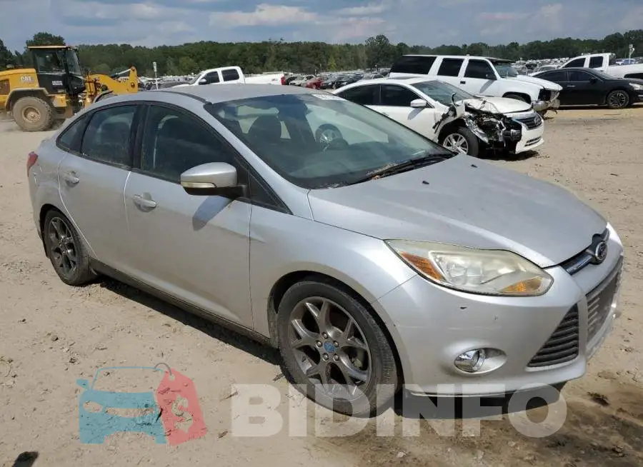 1FADP3F26EL115236 Photo# 4