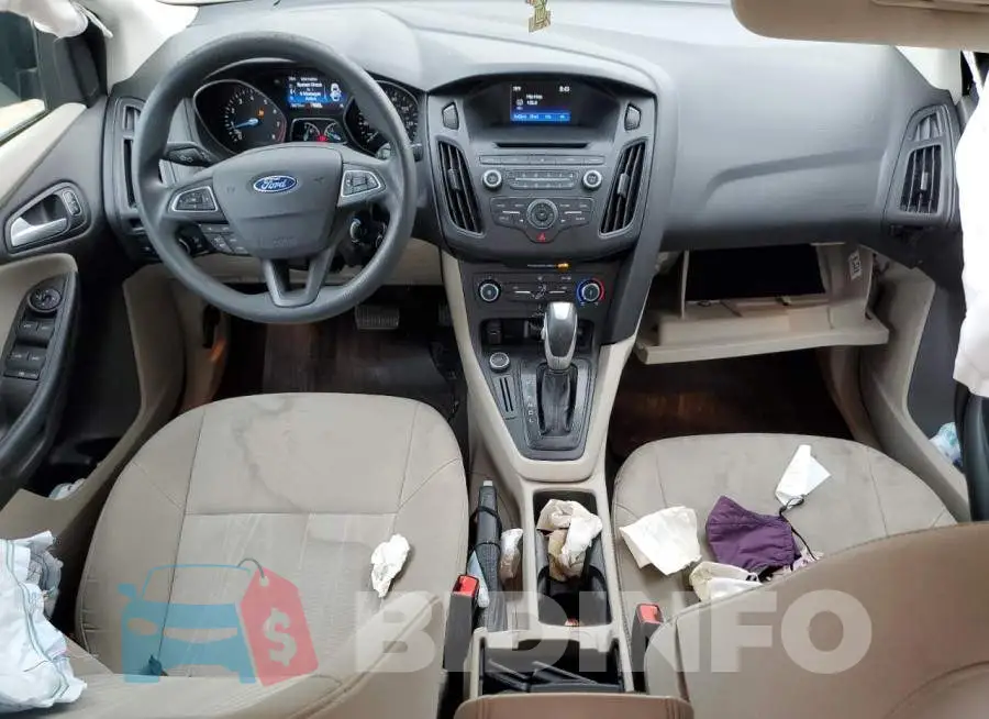 1FADP3F26GL205084 Photo# 8