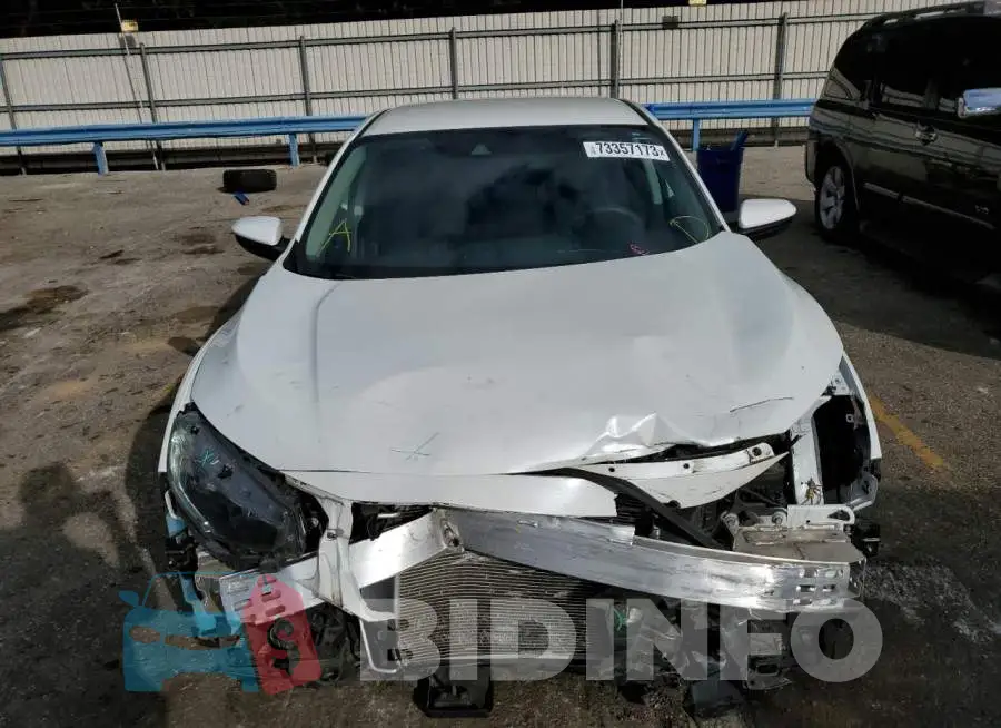 19XFC2F67KE014917 Photo# 5