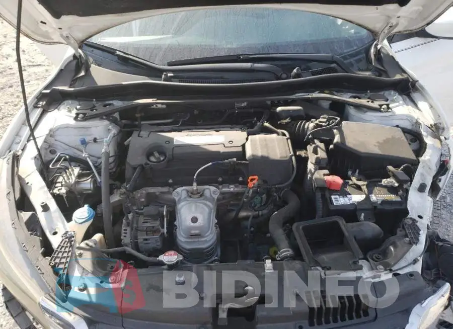 1HGCR2F57FA275452 Photo# 11