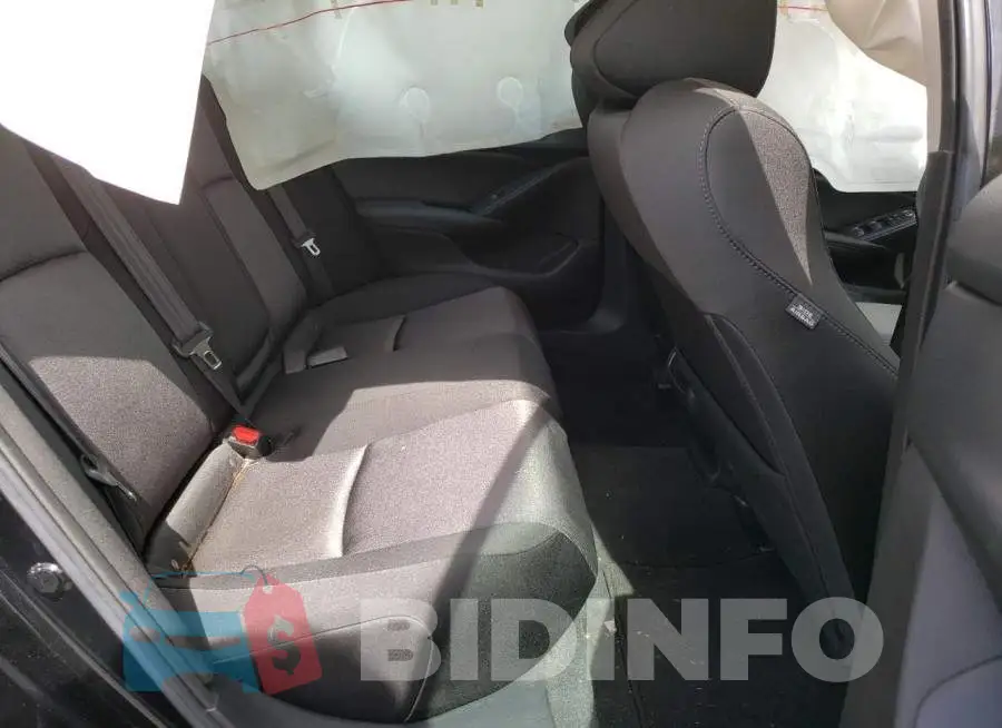 1HGCV3F12LA012084 Photo# 10