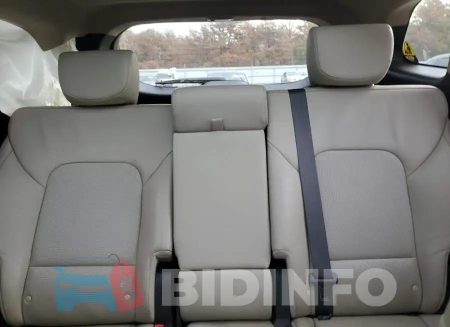 KM8SRDHF7HU180401 Photo# 10