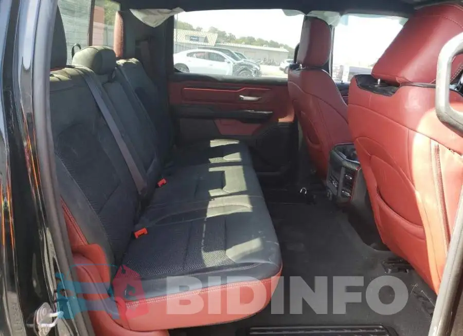 1C6SRFLT4PN623133 Photo# 10