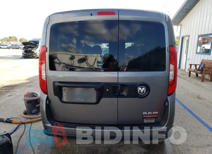 ZFBERFBB3J6L12537 Photo# 6