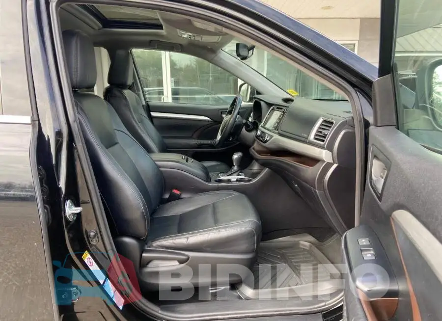 5TDJKRFH4FS108837 Photo# 5