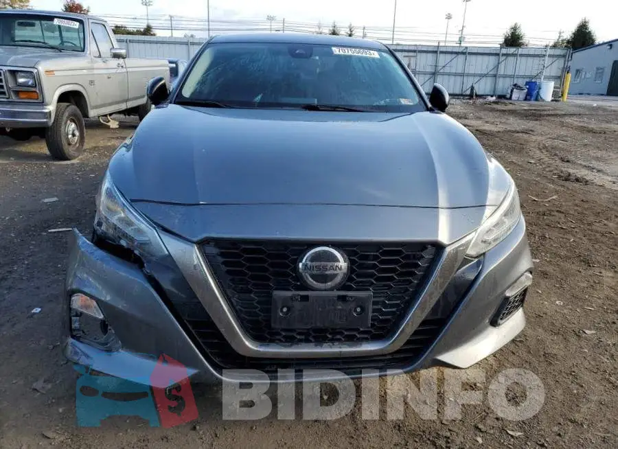 1N4BL4CV8LC120877 Photo# 5