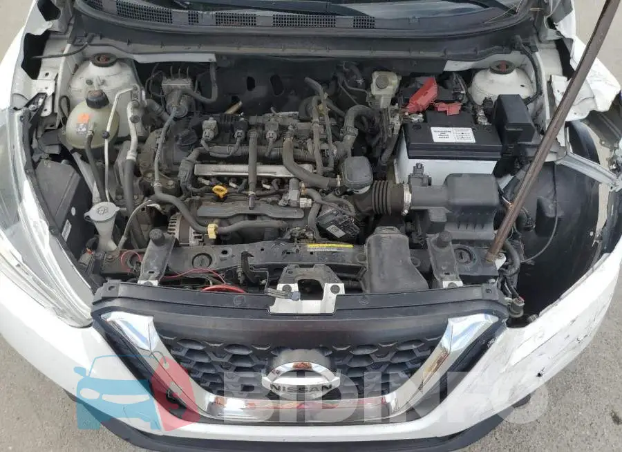 3N1CP5CU4JL535070 Photo# 12