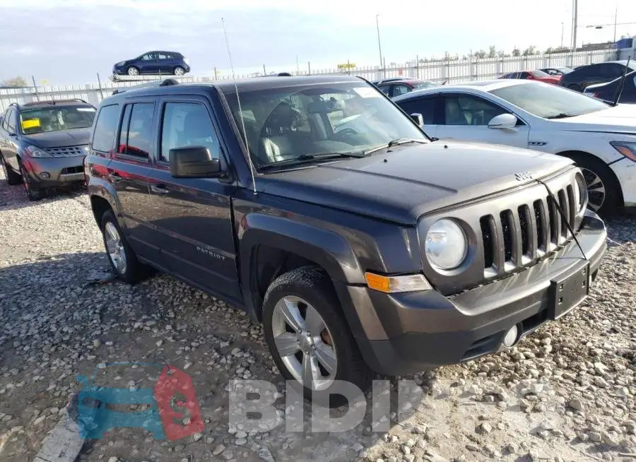 1C4NJRAB4GD672525 Photo# 4
