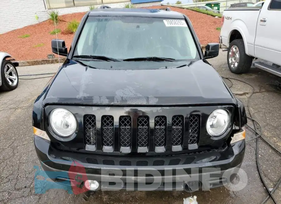 1C4NJRFB1GD765544 Photo# 5