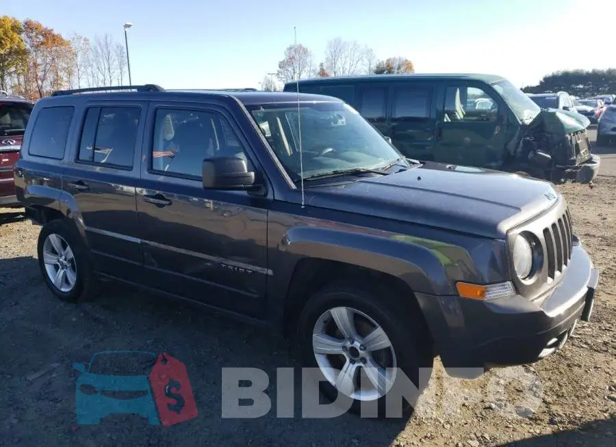 1C4NJRFB7ED898189 Photo# 4
