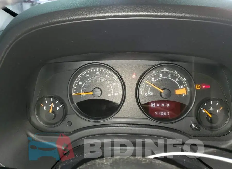1C4NJRFB7GD674052 Photo# 9