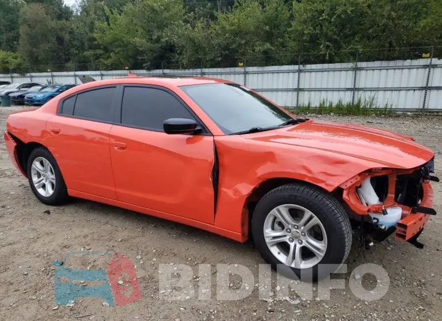2C3CDXBG8PH556684 Photo# 4