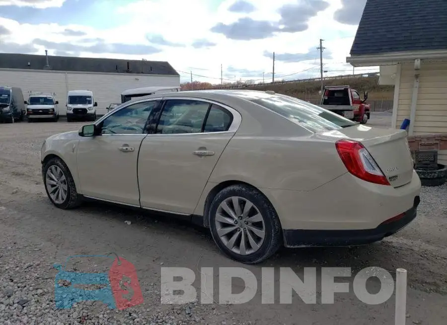 1LNHL9DK9EG601878 Photo# 2