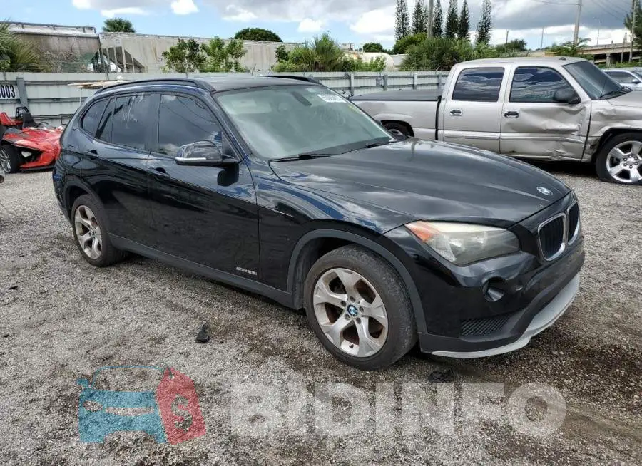 WBAVM1C52FV317228 Photo# 4