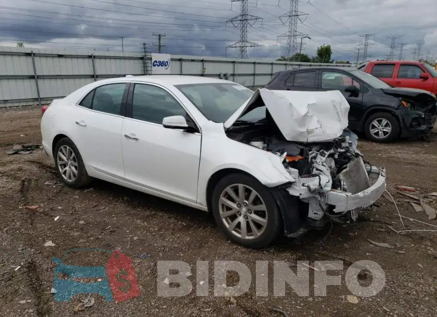 1G11E5SA3GF140584 Photo# 4