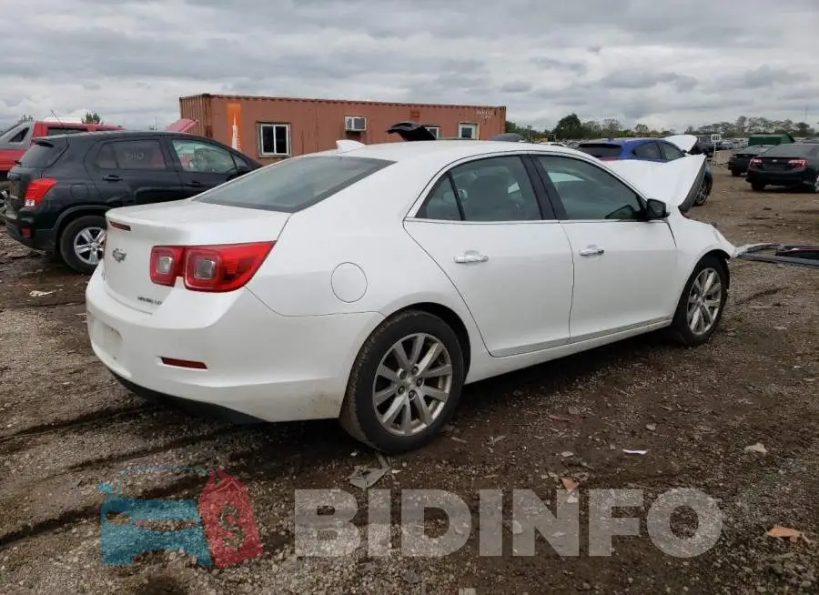 1G11E5SA3GF140584 Photo# 3