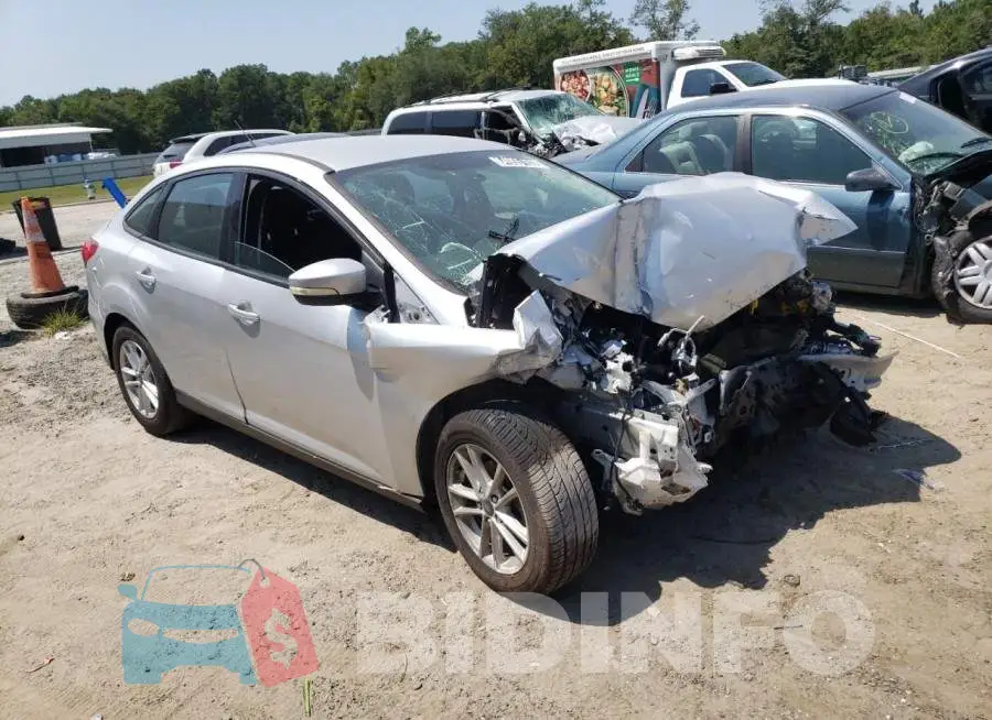 1FADP3F26GL290802 Photo# 4