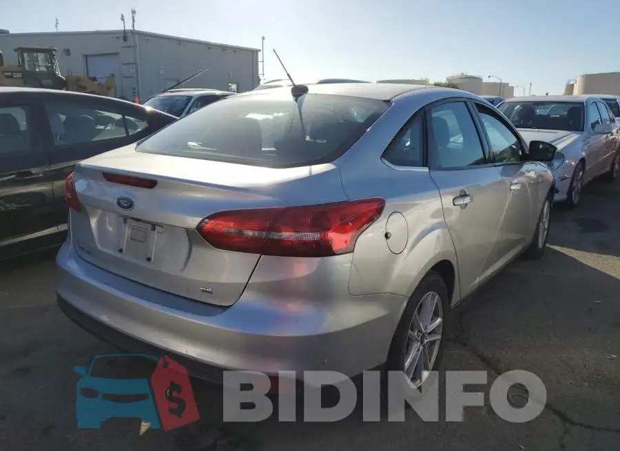 1FADP3F2XJL236989 Photo# 3