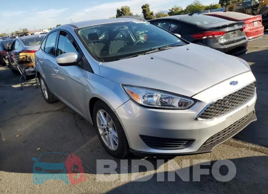 1FADP3F2XJL236989 Photo# 4