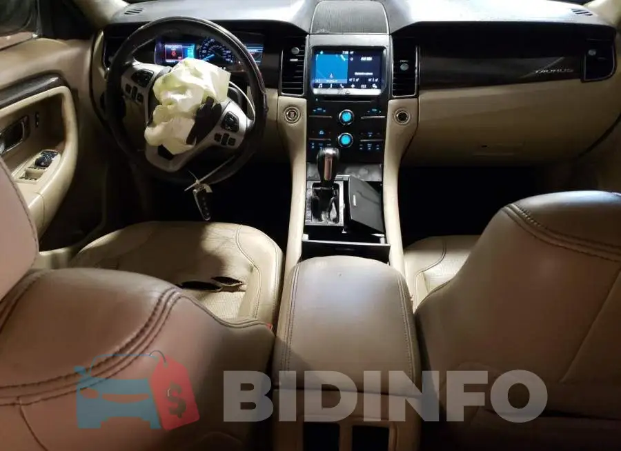1FAHP2F8XGG116434 Photo# 8