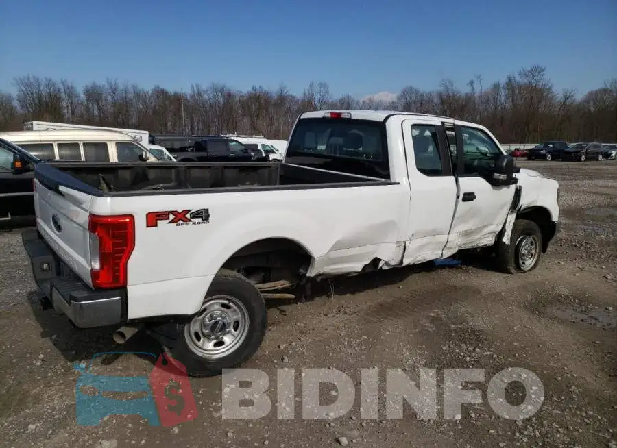 1FT7X2B63KED99841 Photo# 3