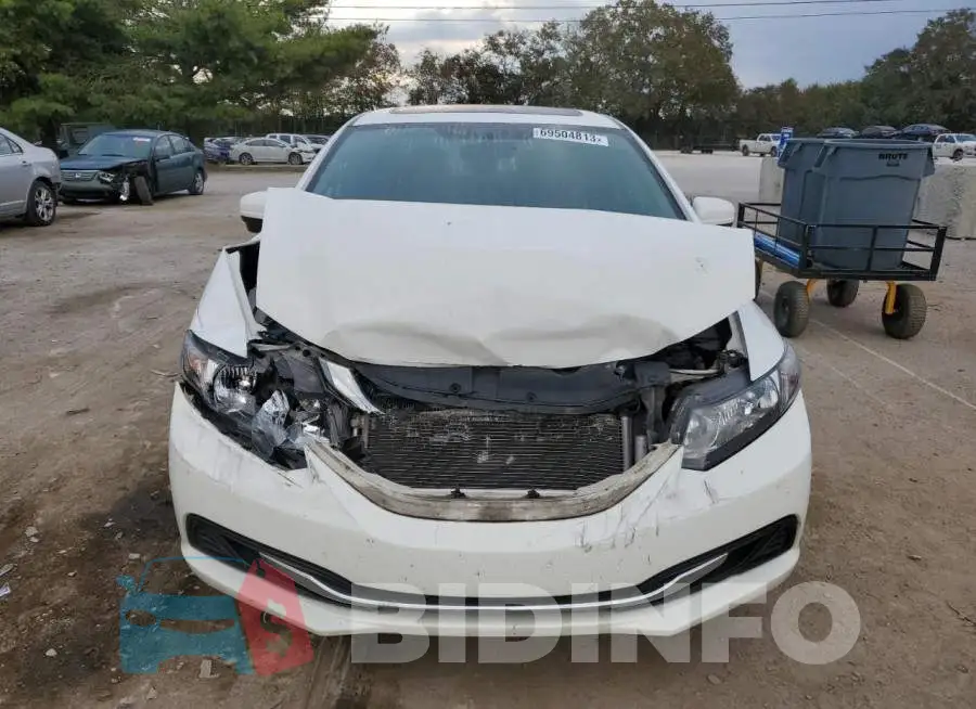 19XFB2F83FE017551 Photo# 5