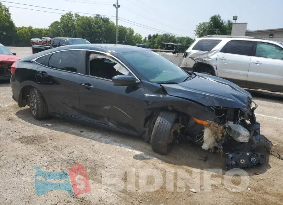 19XFC2F82GE048255 Photo# 4