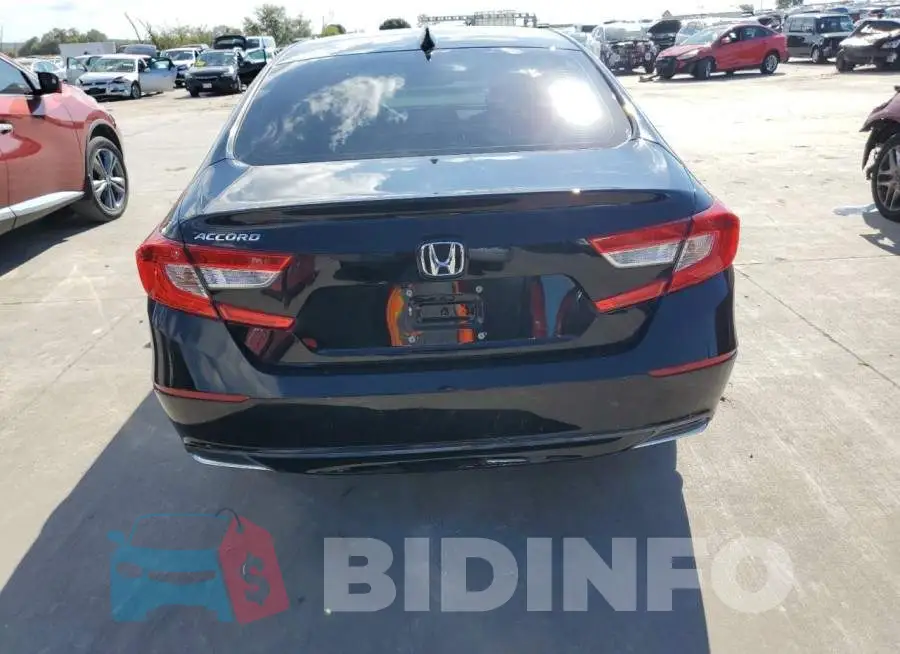 1HGCV1F59KA104072 Photo# 6