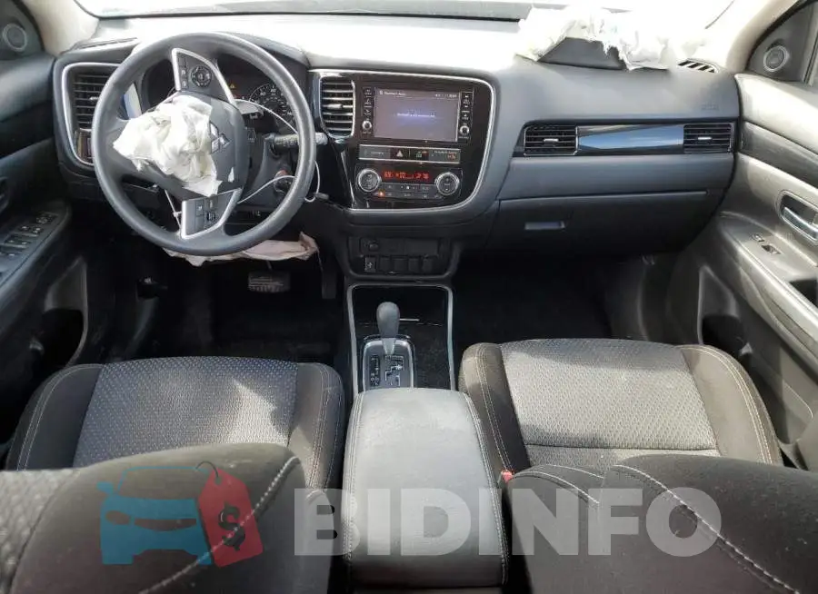 JA4AD2A38KZ055317 Photo# 8