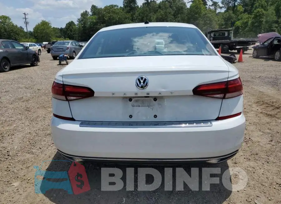 1VWSA7A37MC018813 Photo# 6