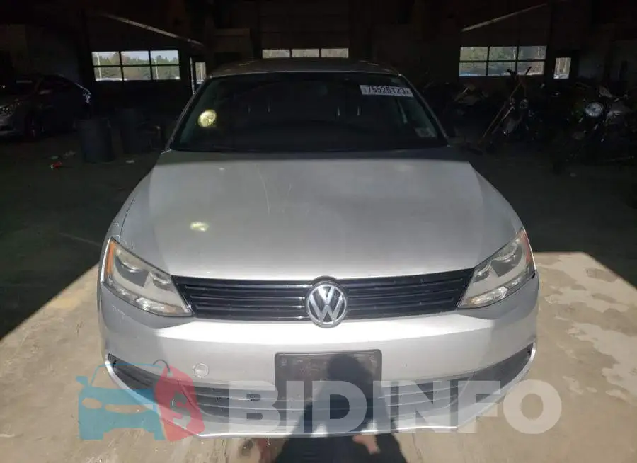 3VW2K7AJ7EM305225 Photo# 5