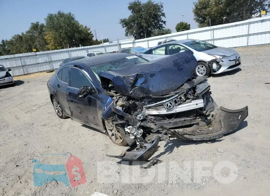 19UUB2F52FA018319 Photo# 4