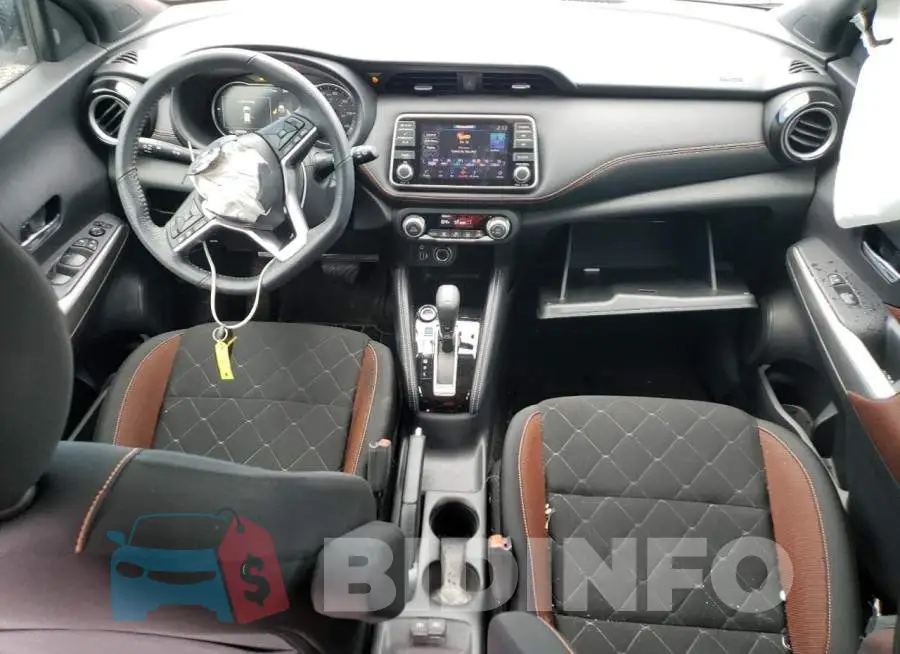 3N1CP5CU0KL556516 Photo# 8