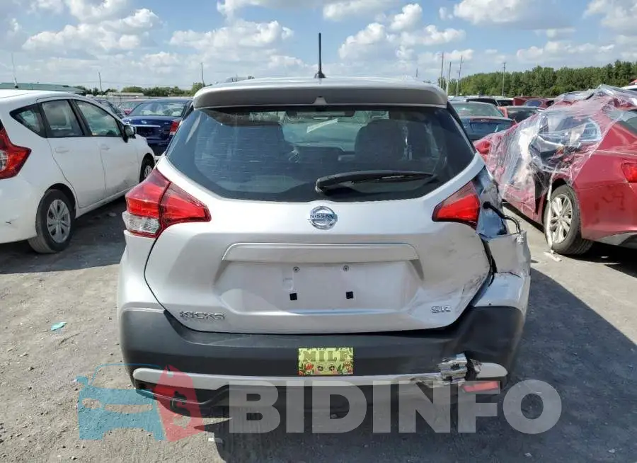 3N1CP5CU5KL512883 Photo# 6