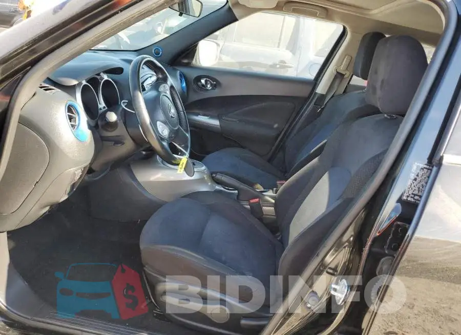JN8AF5MR2GT600928 Photo# 7