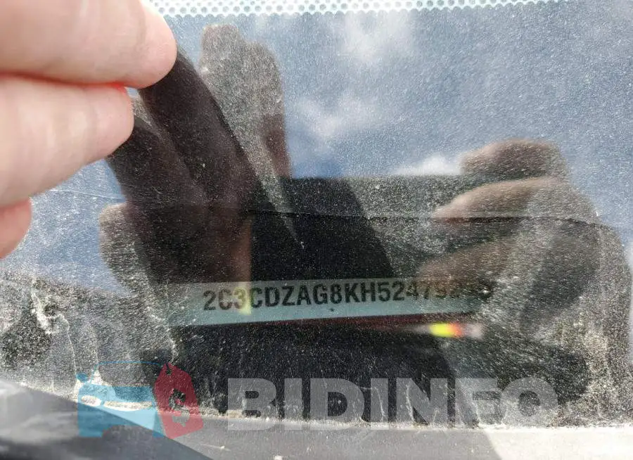 2C3CDZAG8KH524792 Photo# 12