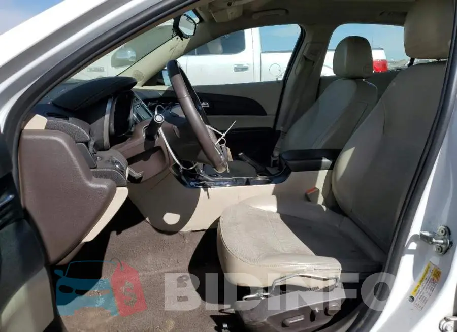 1G11E5SL5EF300611 Photo# 7