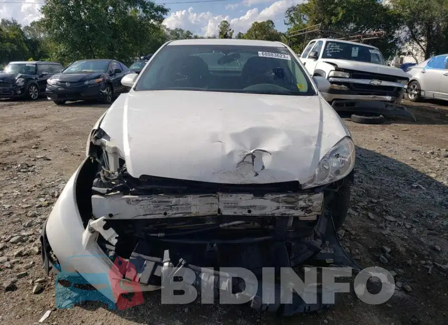 2G1WD5E37F1127932 Photo# 5