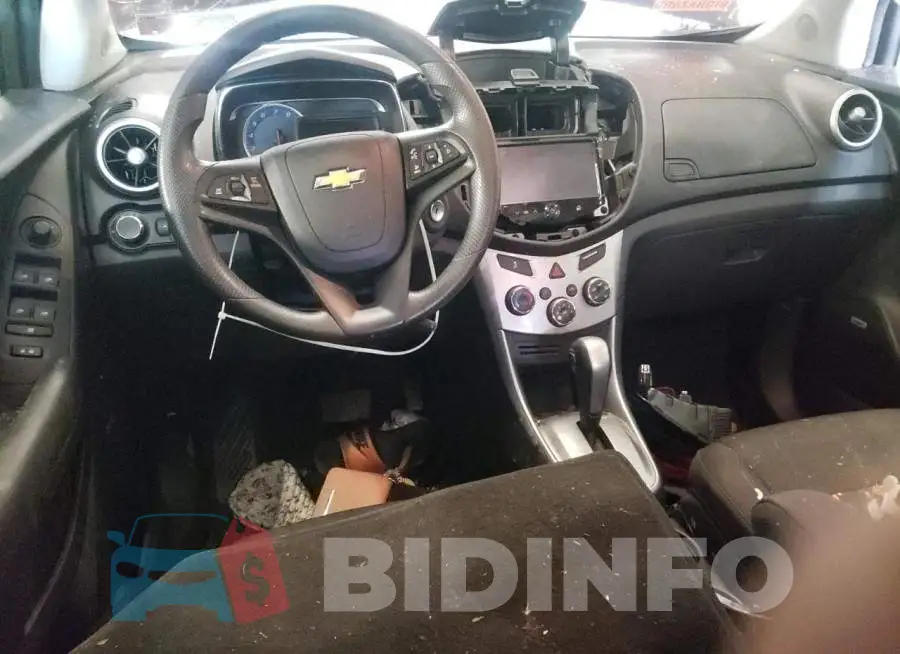 KL7CJLSB2FB110133 Photo# 8