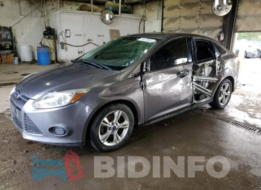 1FADP3F22EL382924 Photo# 1