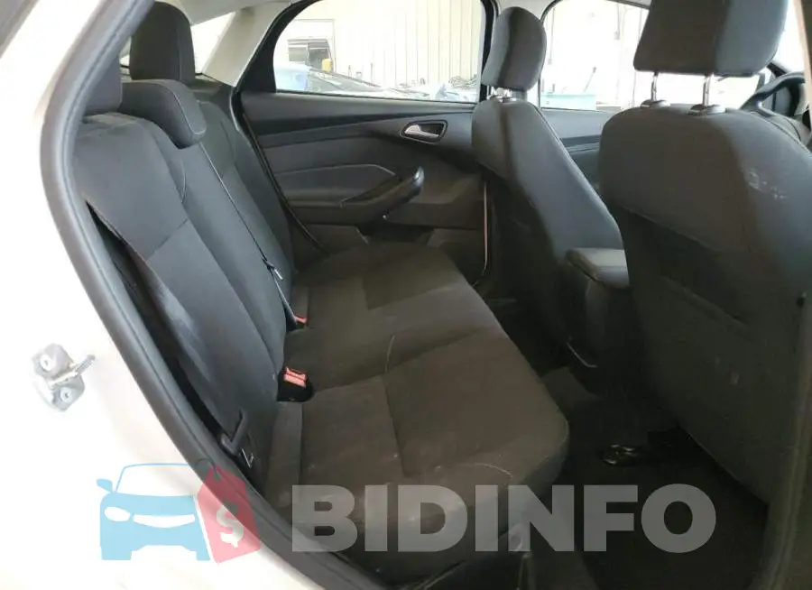 1FADP3F22FL301888 Photo# 10